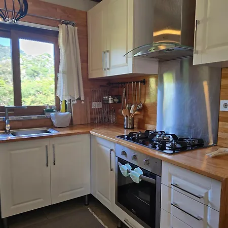 Vila Stonehouse-1 *