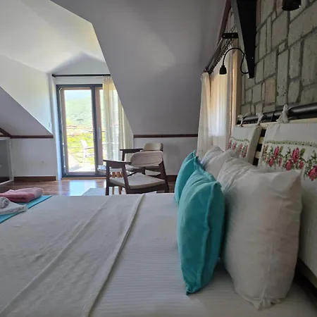 Stonehouse-1 * داليان