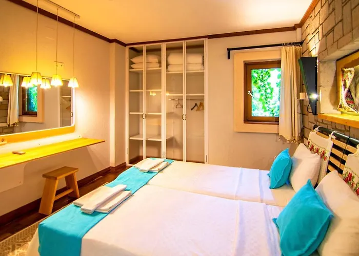 Вилла Stonehouse-1 *