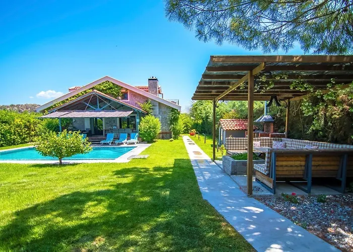 Вилла Stonehouse-1