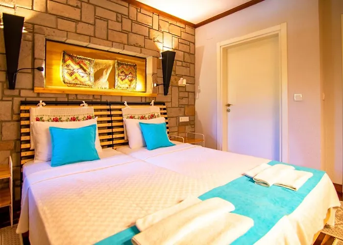 Stonehouse-1 Дальян