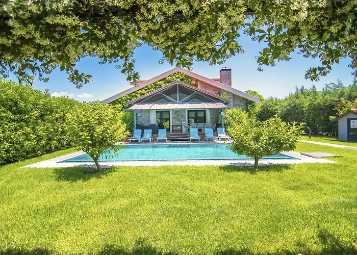 Вилла Stonehouse-1 Дальян