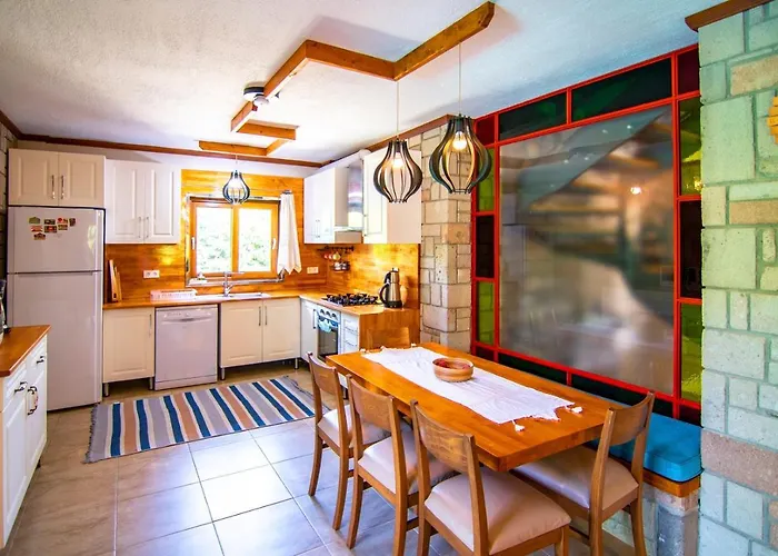 Stonehouse-1 Вилла