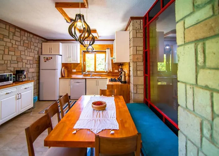 Stonehouse-1 Дальян