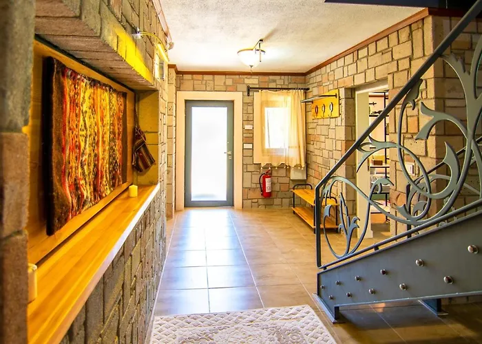 Вилла Stonehouse-1